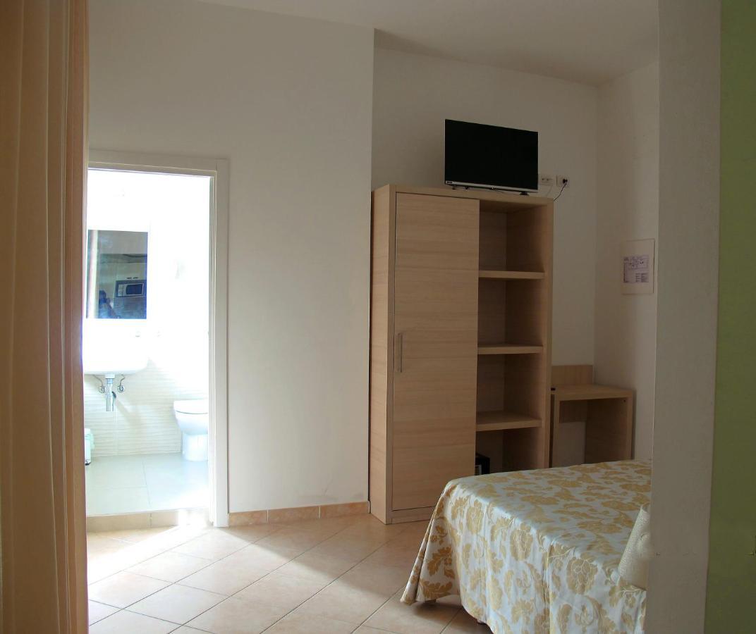 Santa Barbara hotel&apartments Bellaria-Igea Marina Bagian luar foto