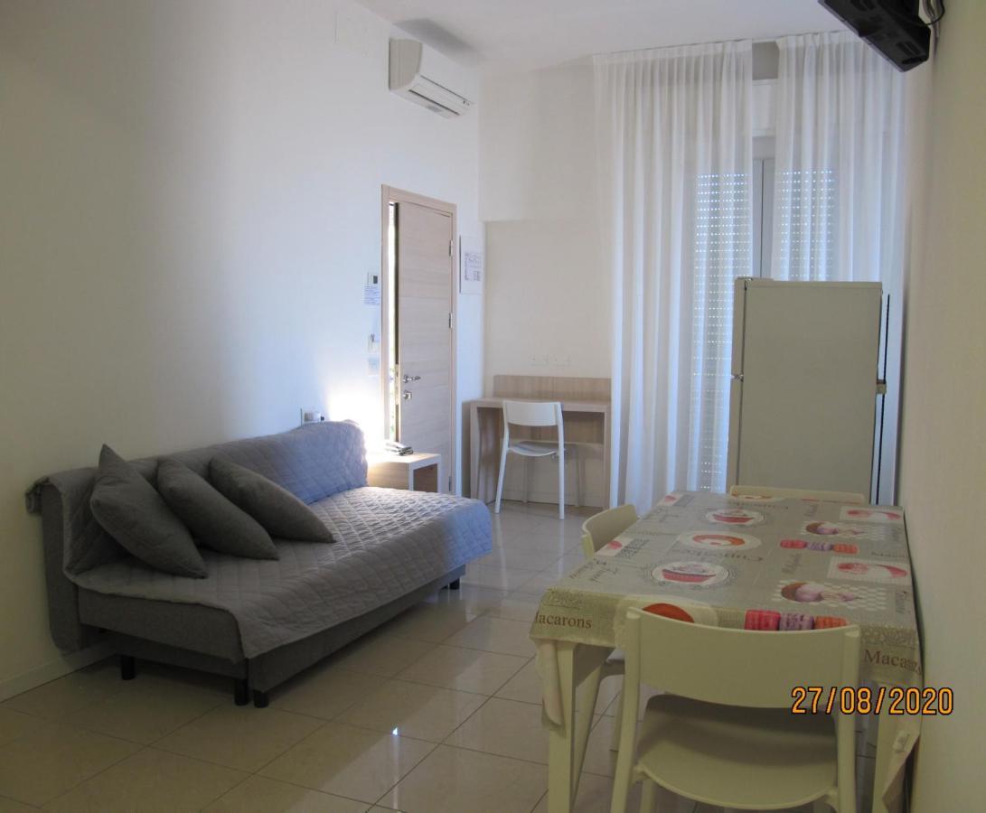 Santa Barbara hotel&apartments Bellaria-Igea Marina Bagian luar foto