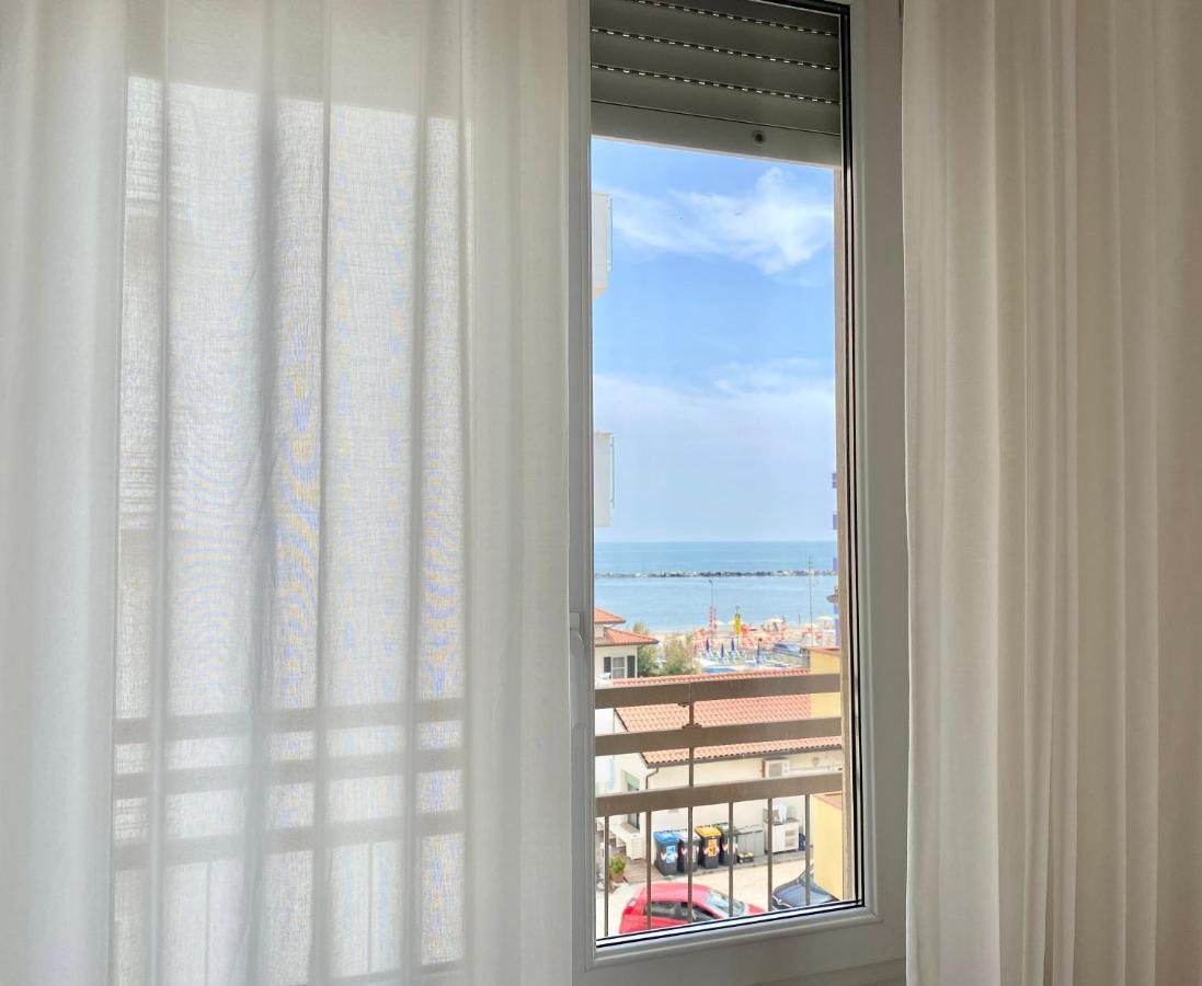 Santa Barbara hotel&apartments Bellaria-Igea Marina Bagian luar foto